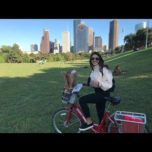 Meet your Posher, Britt